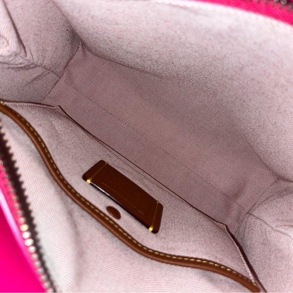 Coach Rogue 25 with Tea Rose in Dragonfruit - Picture 10 of 14